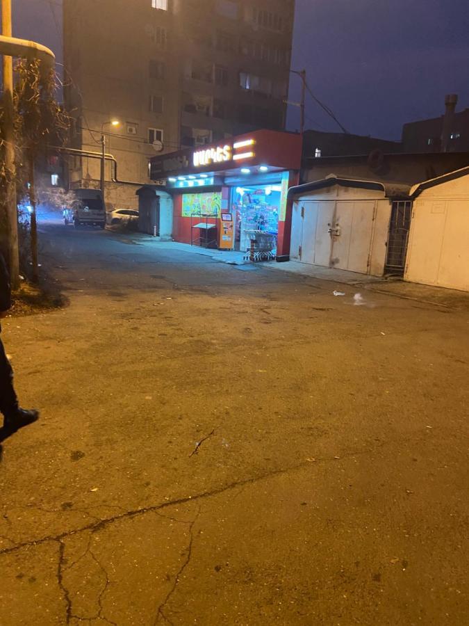 Vahe'S Corner House Hotel Erevan Exterior foto